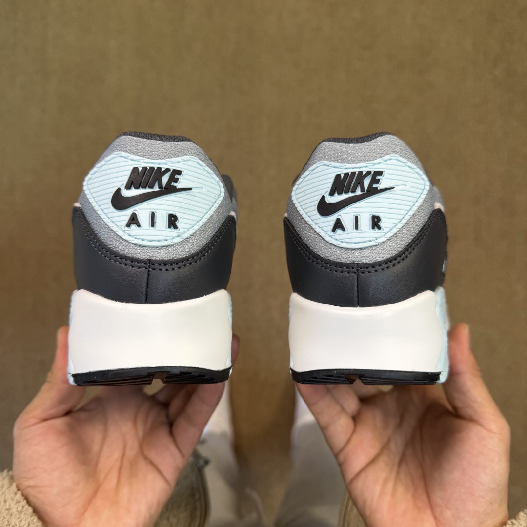 Nike Air Max 90 低帮气垫跑鞋max90 第12色:baby蓝 货号：DM0029-009