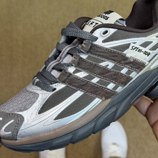 G版 阿迪Cusion 3 系列休闲鞋 第10色: 银灰酒红 adidas originals Adistar Cush G版 阿迪Cusion 3 系列休闲鞋 第10色: 银灰酒红 adidas originals Adistar Cush