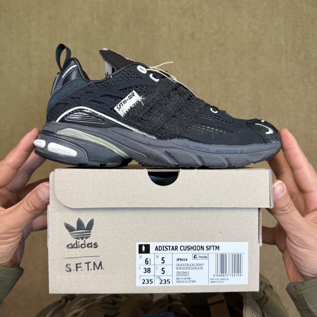 G版 阿迪Cusion 3 系列休闲鞋 第8色: 黑色 adidas originals Adistar Cushion G版 阿迪Cusion 3 系列休闲鞋 第8色: 黑色 adidas originals Adistar Cushion