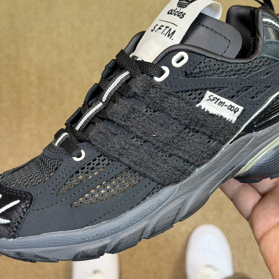G版 阿迪Cusion 3 系列休闲鞋 第8色: 黑色 adidas originals Adistar Cushion G版 阿迪Cusion 3 系列休闲鞋 第8色: 黑色 adidas originals Adistar Cushion