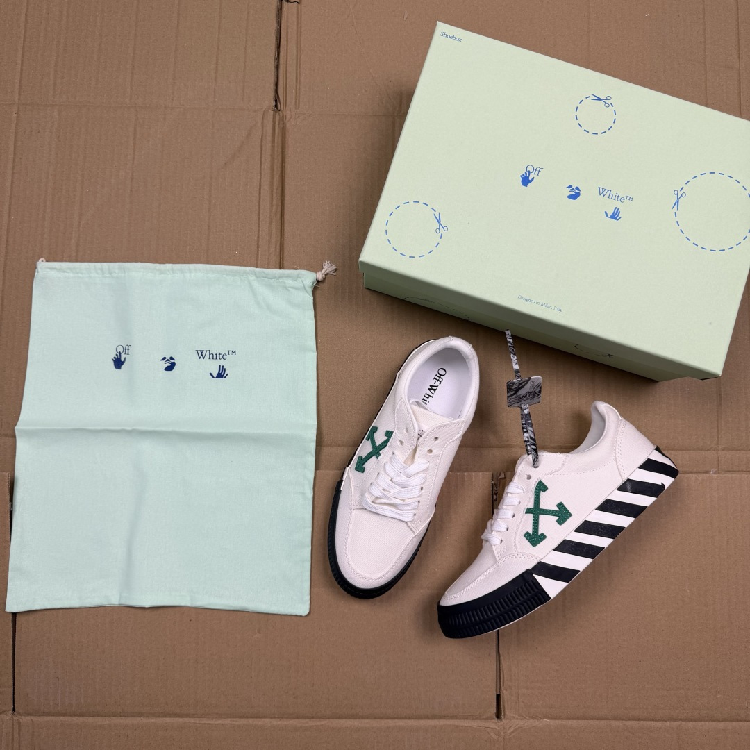 OW低帮板鞋 帆布鞋系列OFF-WHITE 经典标识减速带设计白绿尺码：36 37 38 39 40 4