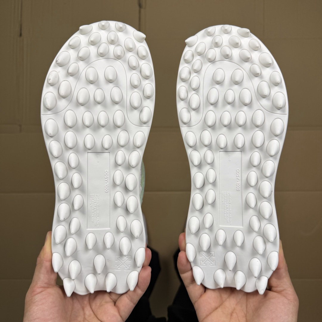 OW解构跑步鞋 OFF-WHITE ODSY -1000老爹风高端产物 原鞋购入 细节拉满 ①由全新磨具