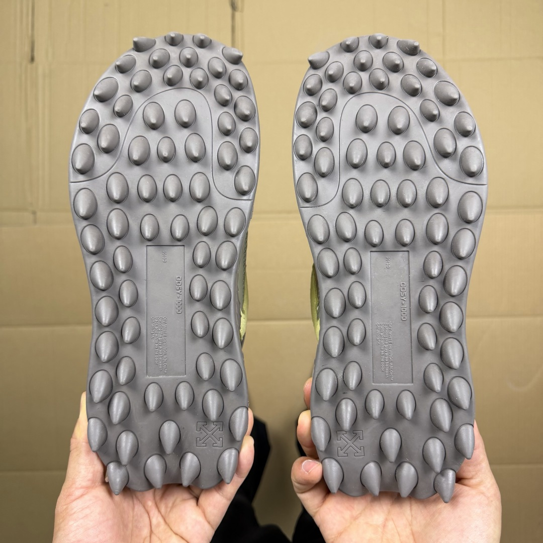 OW解构跑步鞋 OFF-WHITE ODSY -1000老爹风高端产物 原鞋购入 细节拉满 ①由全新磨具