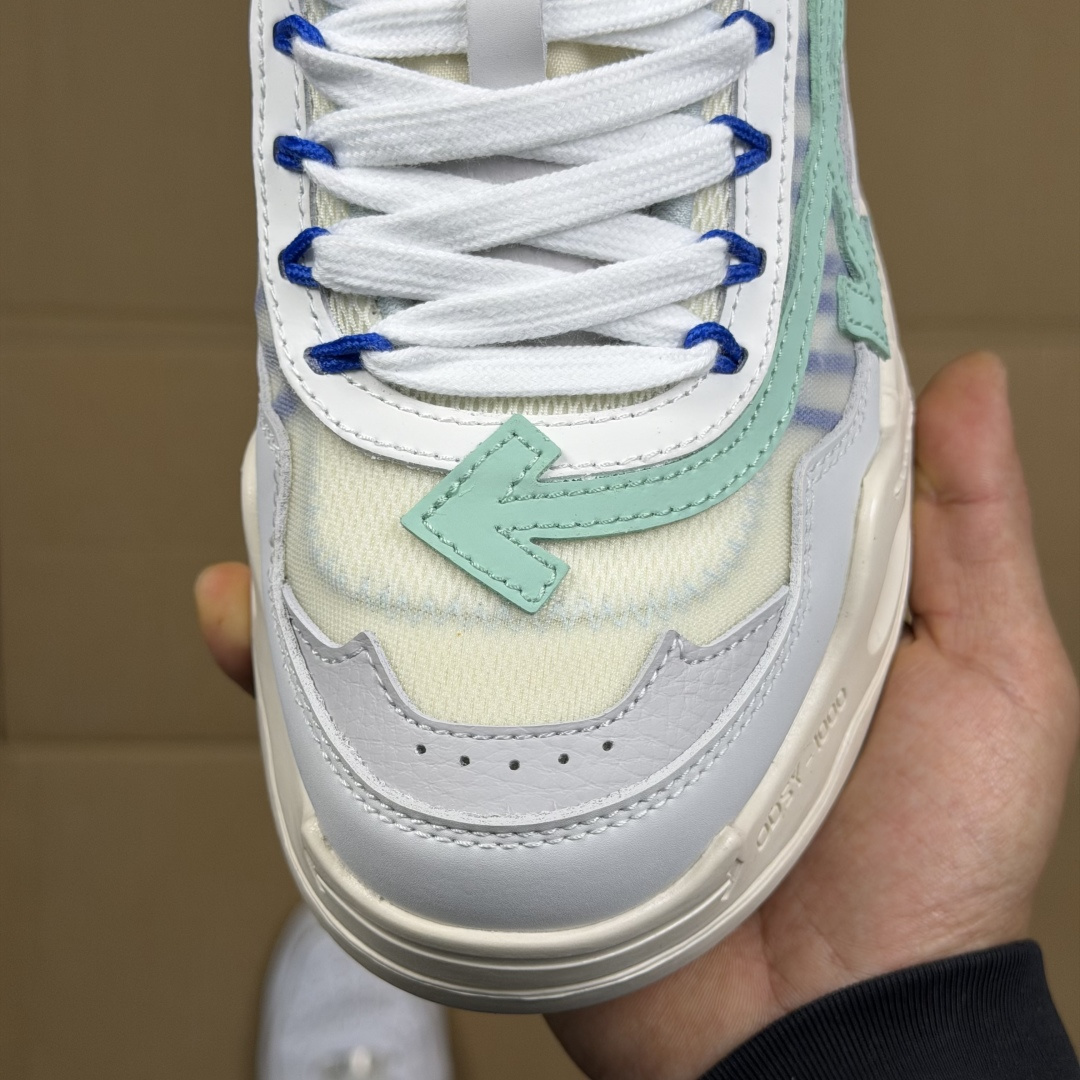 OW解构跑步鞋 OFF-WHITE ODSY -1000老爹风高端产物 原鞋购入 细节拉满 ①由全新磨具
