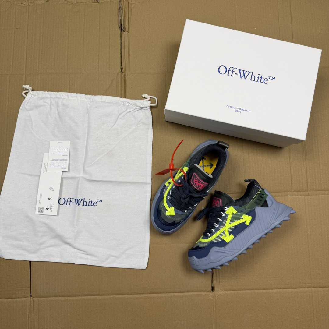 OW解构跑步鞋 OFF-WHITE ODSY -1000老爹风高端产物 原鞋购入 细节拉满 ①由全新磨具