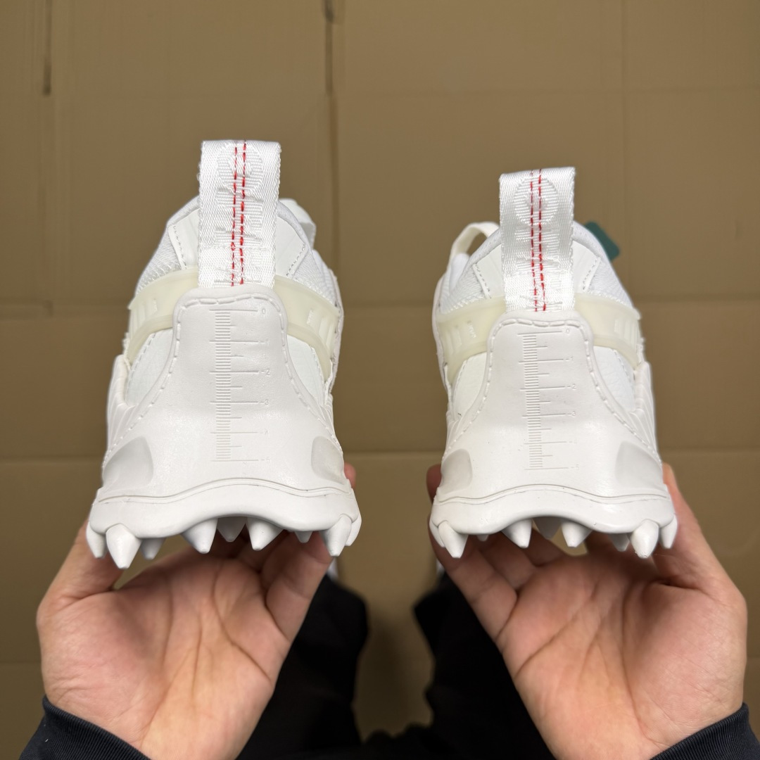 OW解构跑步鞋 OFF-WHITE ODSY -1000老爹风高端产物 原鞋购入 细节拉满 ①由全新磨具