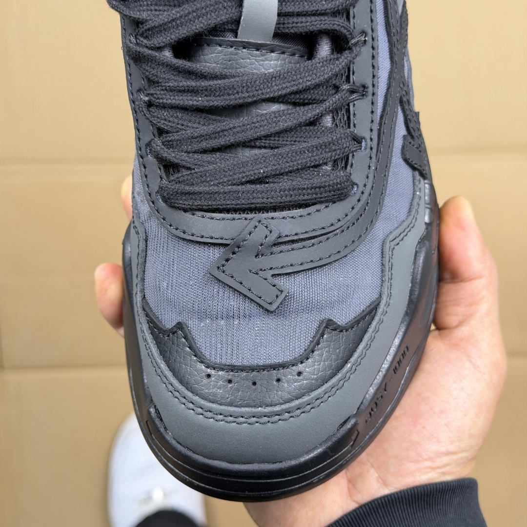 OW解构跑步鞋 OFF-WHITE ODSY -1000老爹风高端产物 原鞋购入 细节拉满 ①由全新磨具