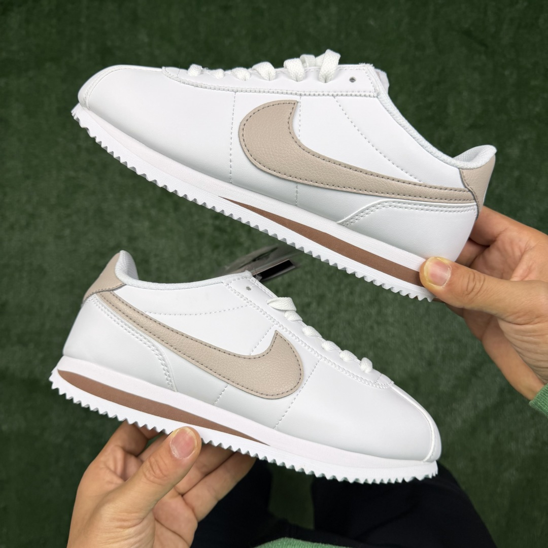 超级性价比阿甘！共27色Nike Cortez SE 皮面白棕冲量产品价格一步到位！货号：DN1791-