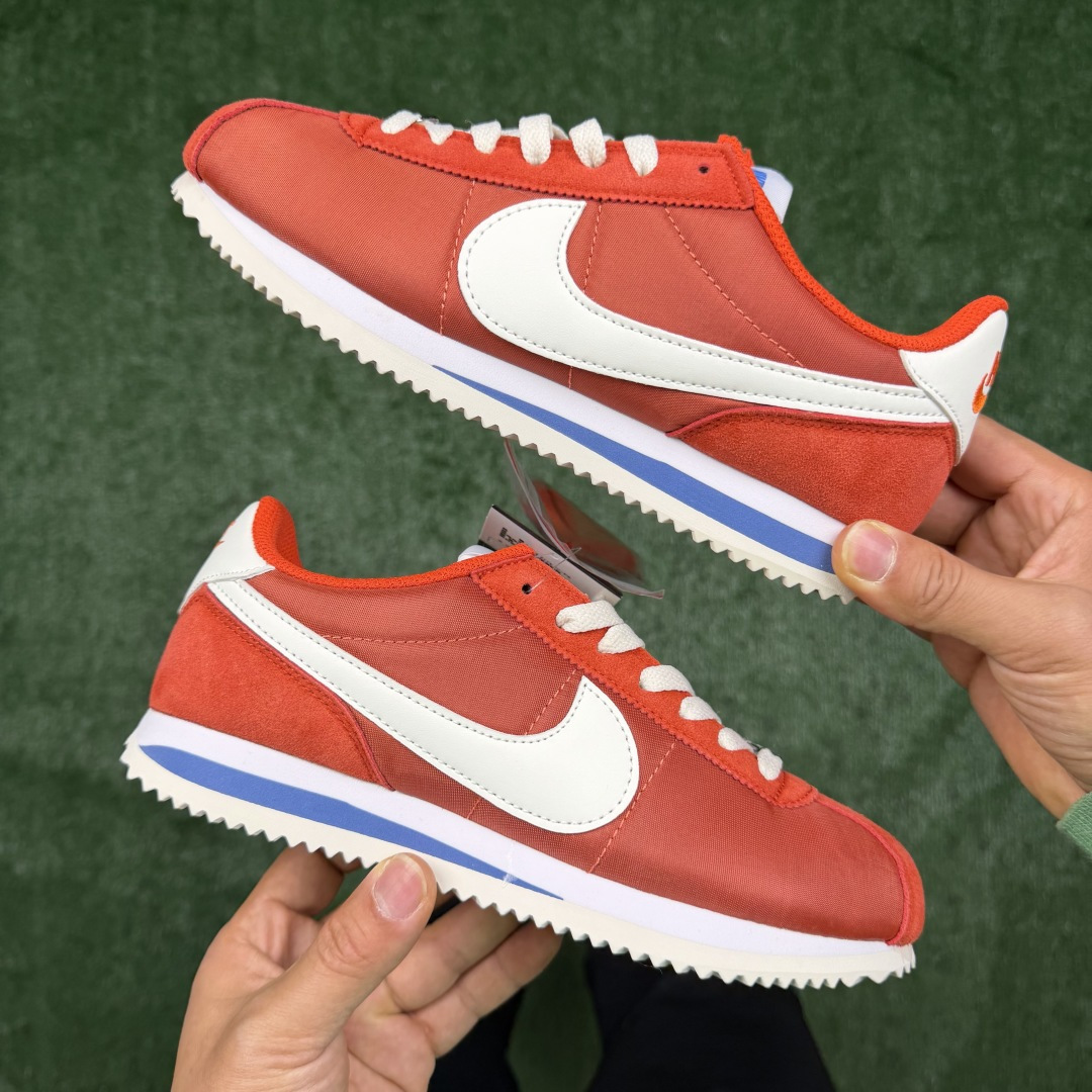 超级性价比阿甘！共27色Nike Cortez SE 布面橙色冲量产品价格一步到位！货号：DZ2795-