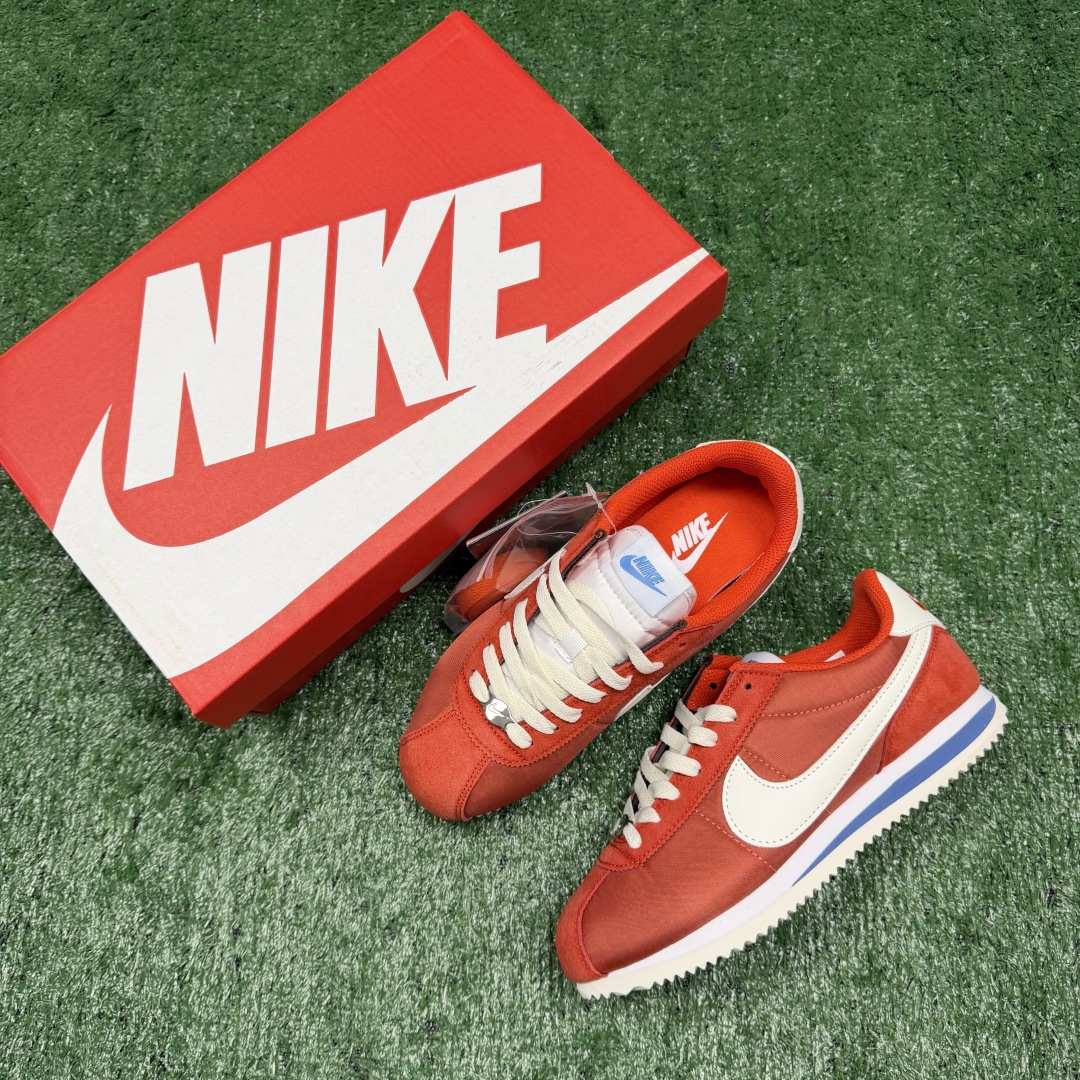 超级性价比阿甘！共27色Nike Cortez SE 布面橙色冲量产品价格一步到位！货号：DZ2795-