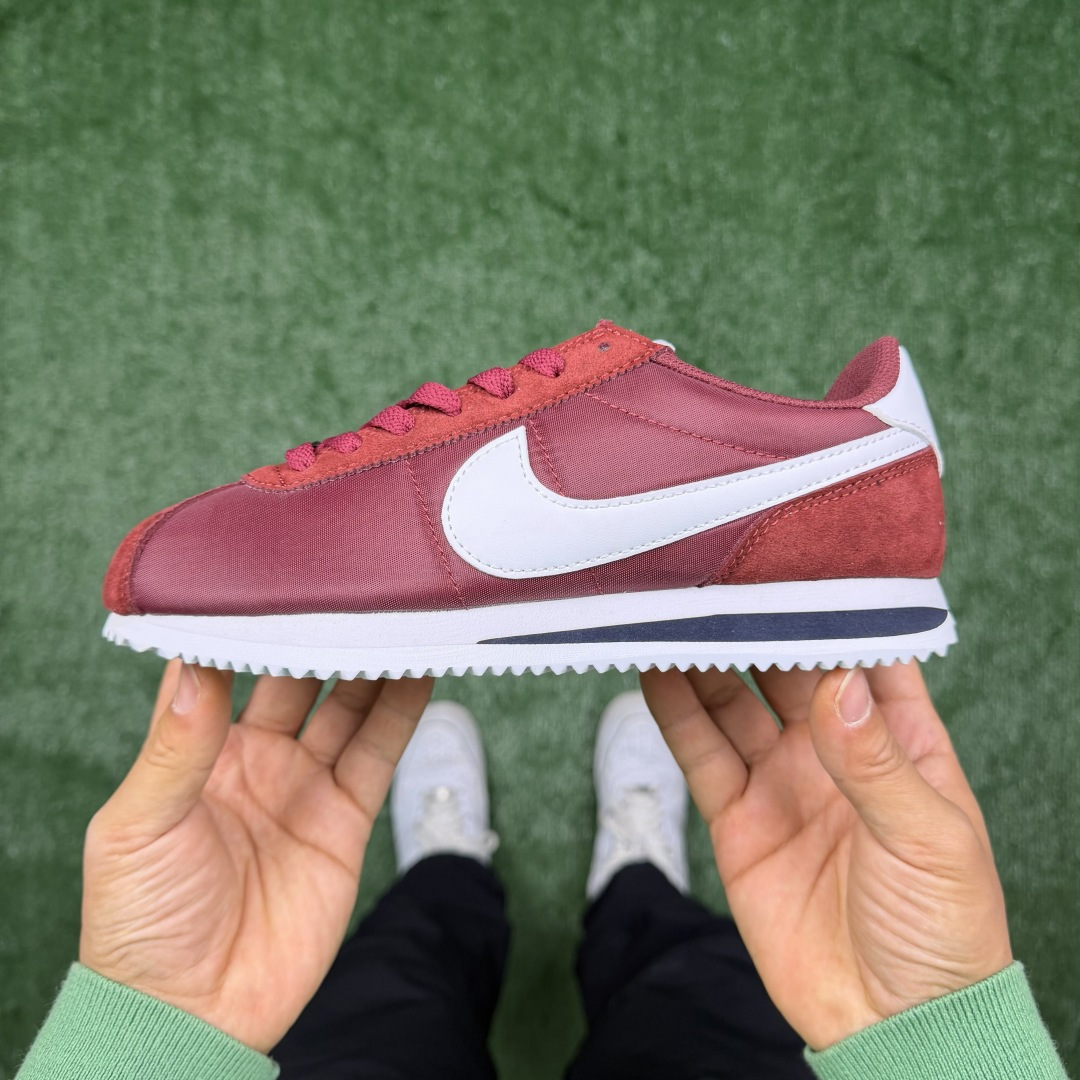 超级性价比阿甘！共27色Nike Cortez 布面酒红冲量产品价格一步到位！货号：DZ2795-100