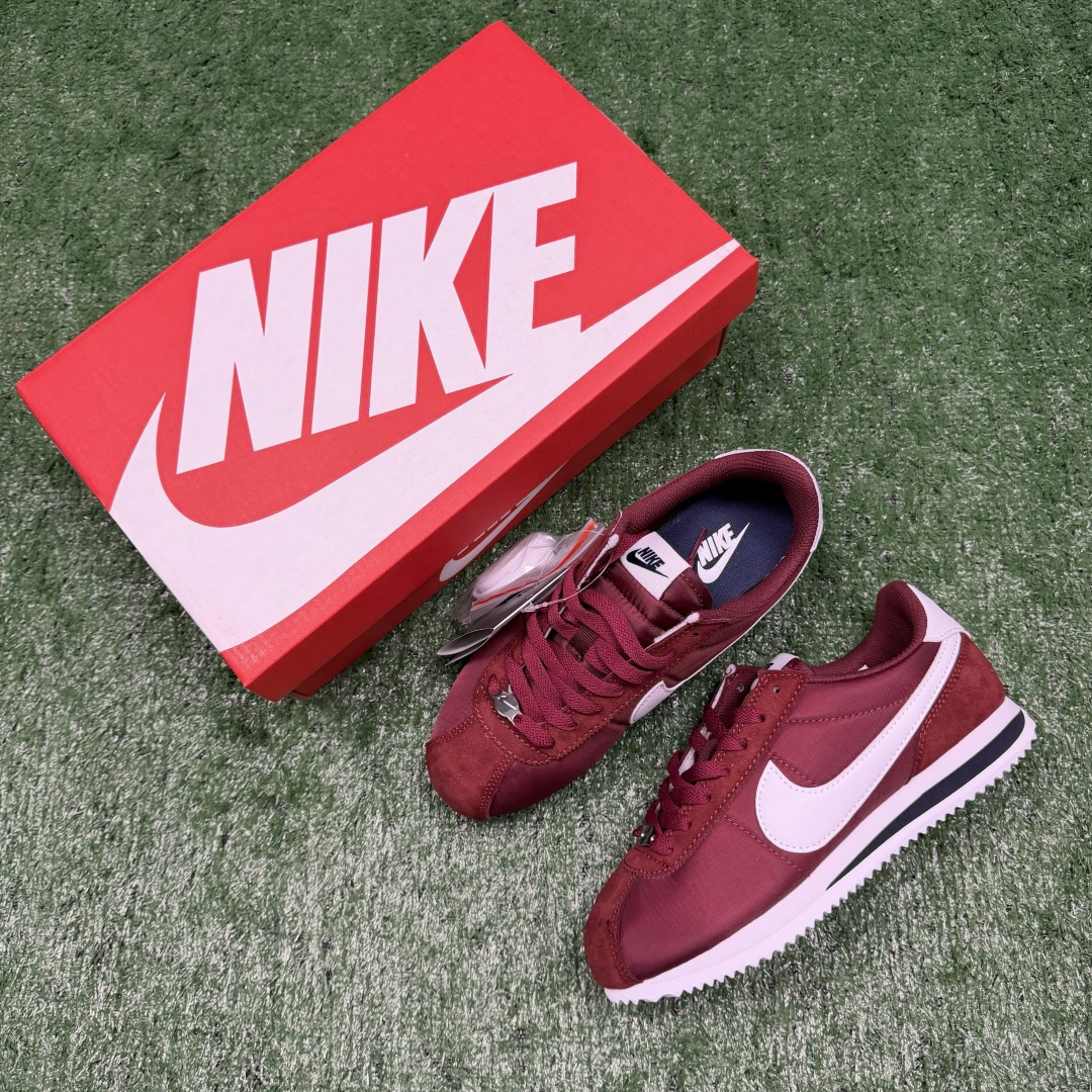 超级性价比阿甘！共27色Nike Cortez 布面酒红冲量产品价格一步到位！货号：DZ2795-100