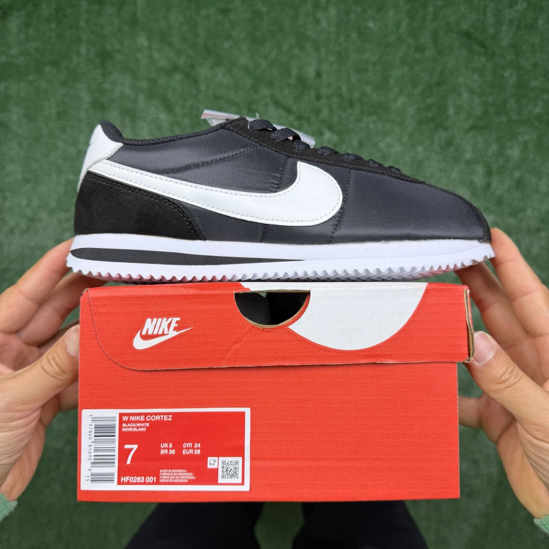 超级性价比阿甘！共27色Nike Cortez SE 布面黑白冲量产品价格一步到位！货号：HF0263-
