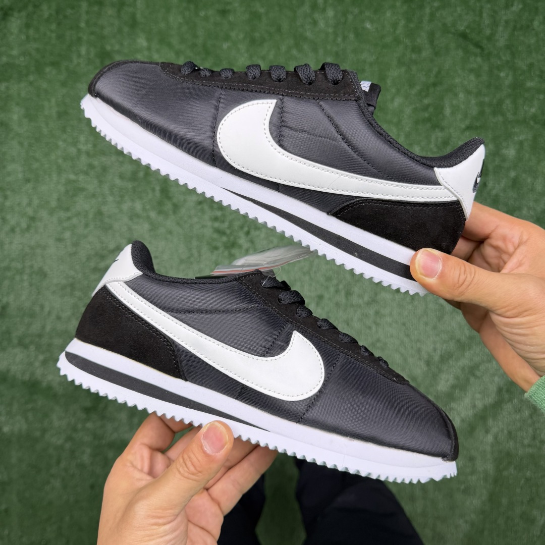 超级性价比阿甘！共27色Nike Cortez SE 布面黑白冲量产品价格一步到位！货号：HF0263-