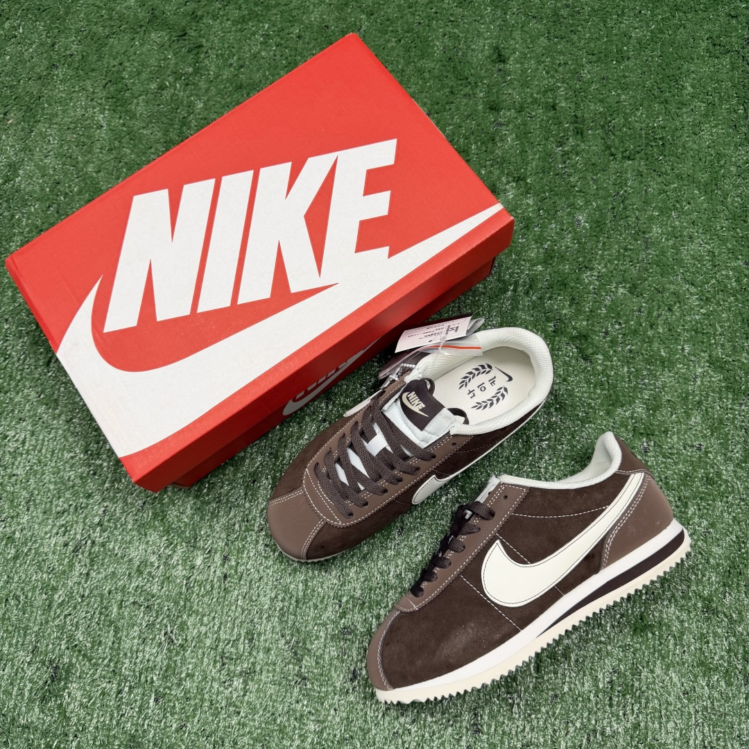 超级性价比阿甘！共27色Nike Cortez SE 翻毛皮棕色冲量产品价格一步到位！货号：FQ8144