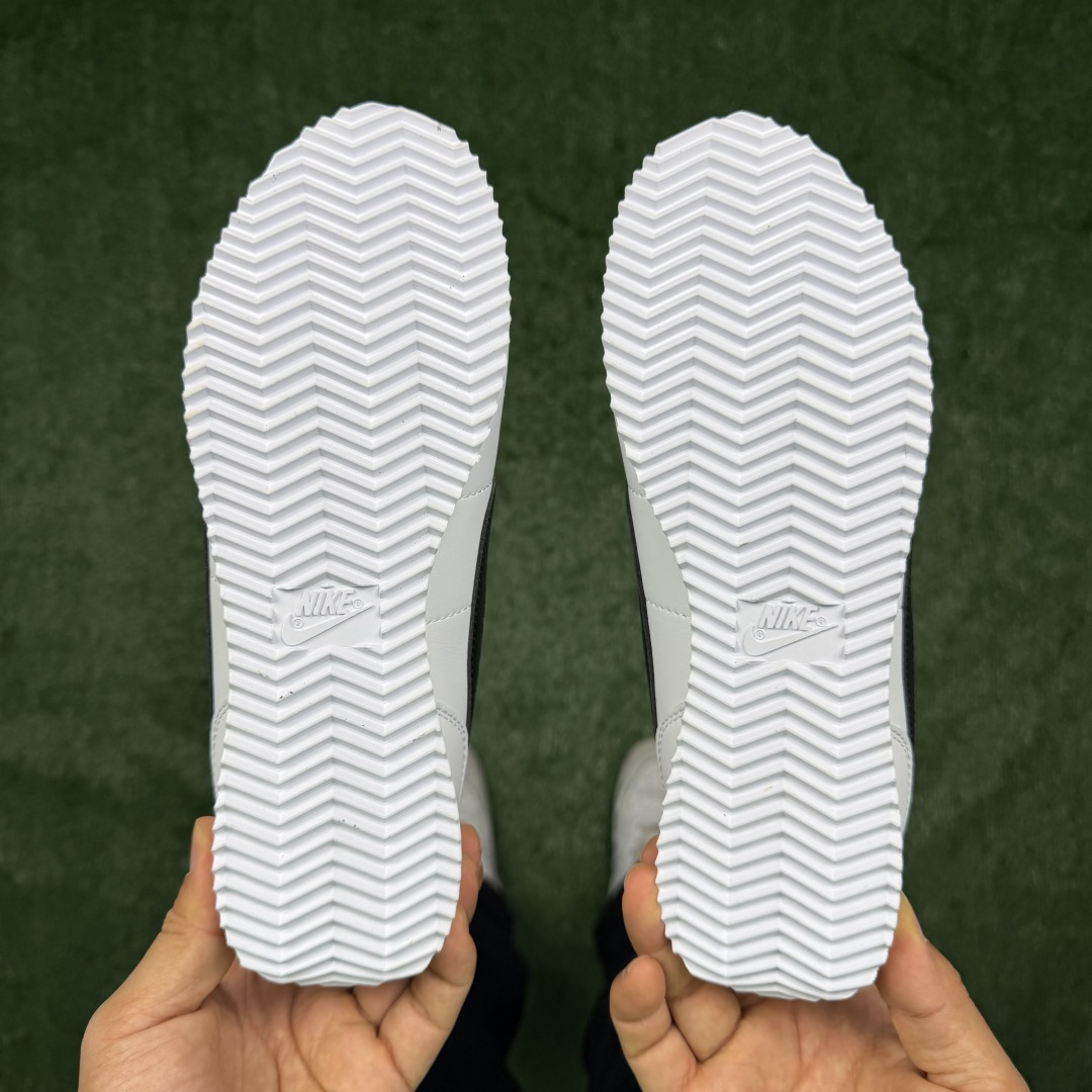 超级性价比阿甘！共27色Nike Cortez SE 皮面白黑冲量产品价格一步到位！货号：DN1791-