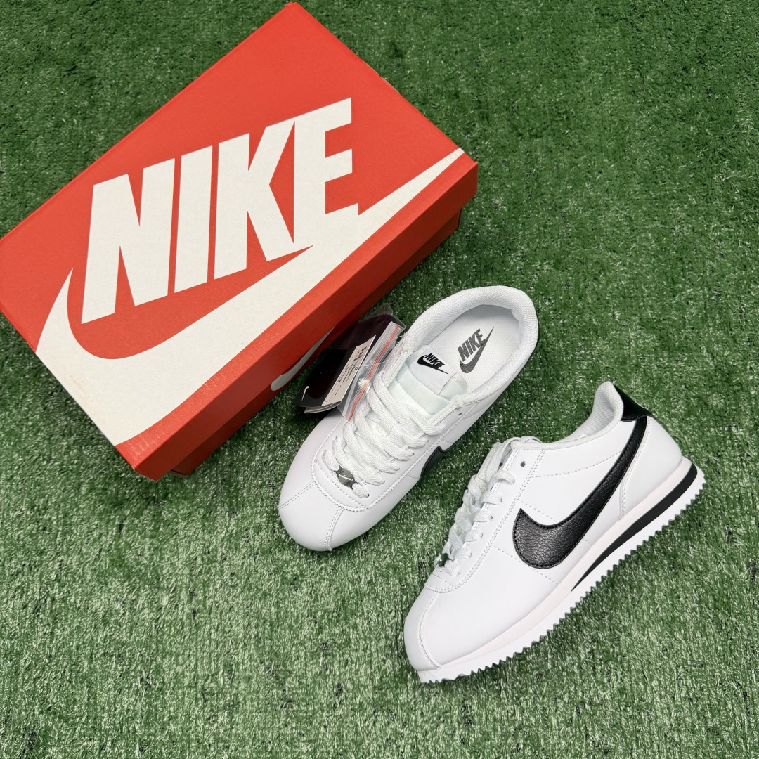 超级性价比阿甘！共27色Nike Cortez SE 皮面白黑冲量产品价格一步到位！货号：DN1791-