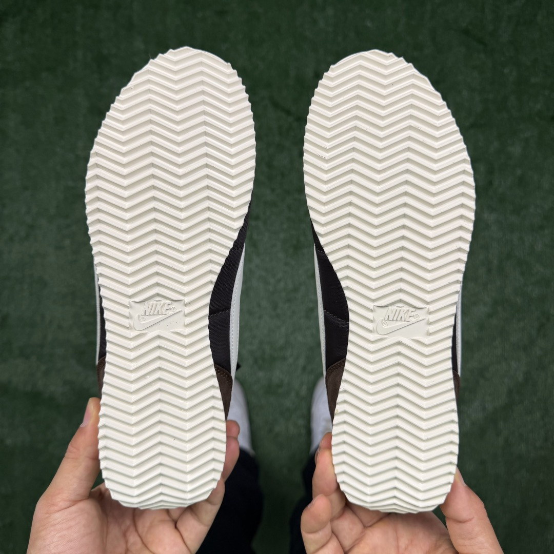 超级性价比阿甘！共27色Nike Cortez SE 布面棕色冲量产品价格一步到位！货号：DZ2795-