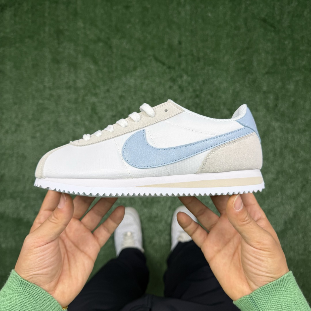超级性价比阿甘！共27色Nike Cortez SE 布面白蓝冲量产品价格一步到位！货号：DZ2795-