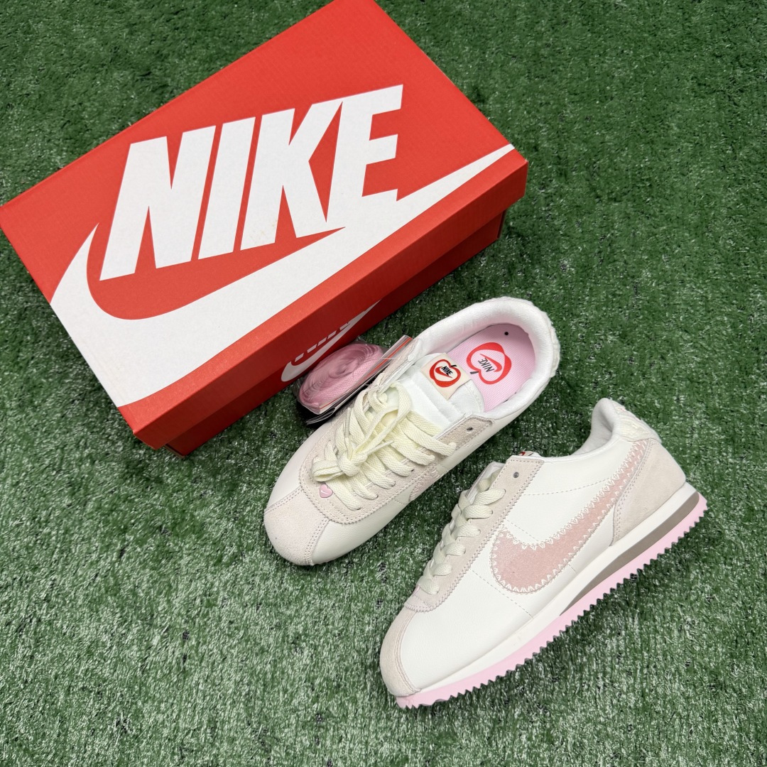 超级性价比阿甘！共27色Nike Cortez SE 情人节限定爱心粉冲量产品价格一步到位！货号：HV6