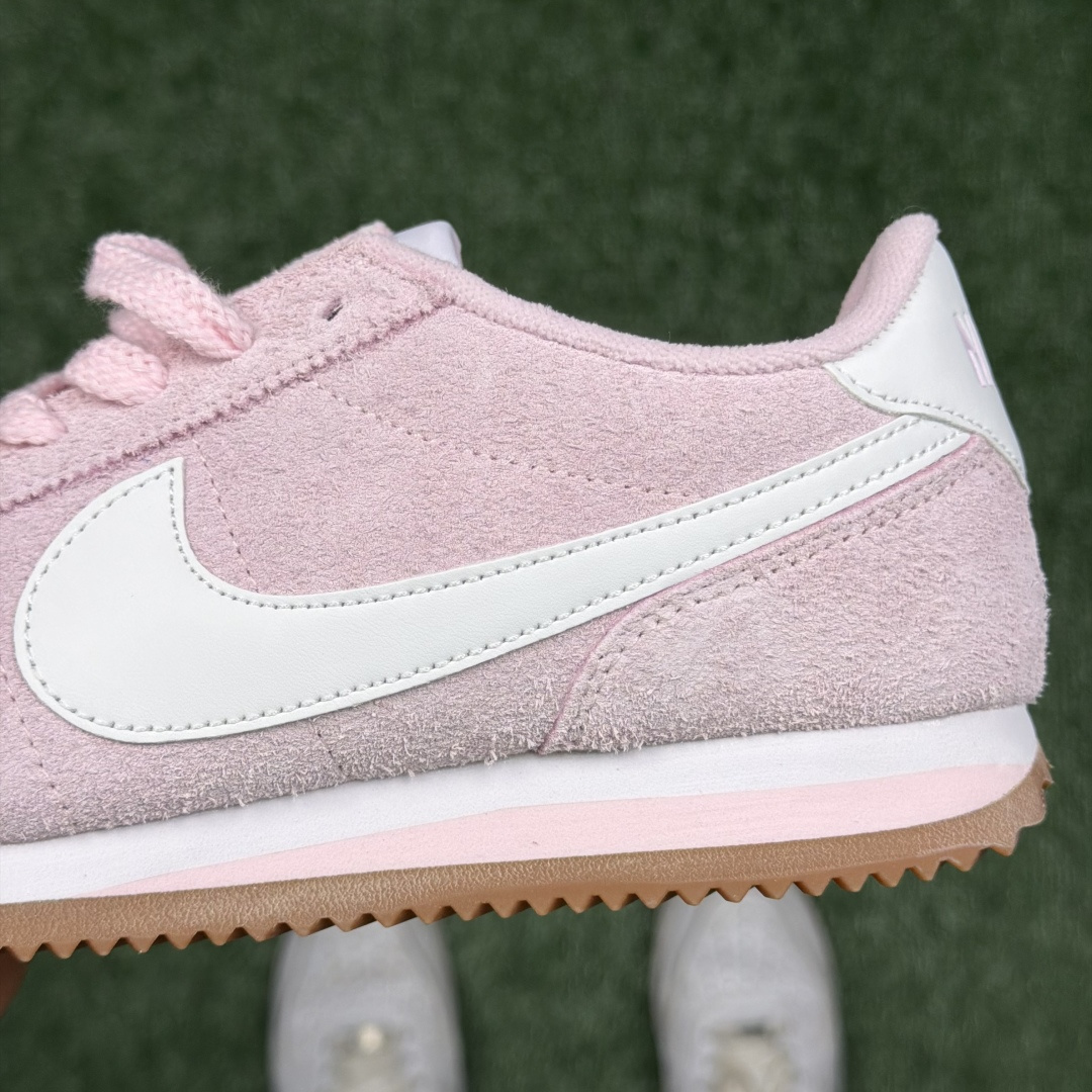 超级性价比阿甘！共27色Nike Cortez SE 翻毛皮长绒粉色冲量产品价格一步到位！货号：FJ25