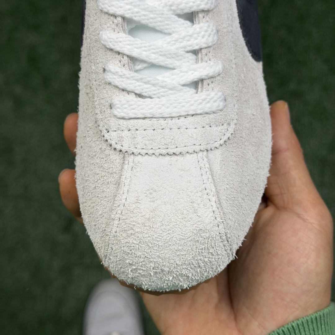 超级性价比阿甘！共27色Nike Cortez SE 翻毛皮长绒毛白灰冲量产品价格一步到位！货号：FJ2