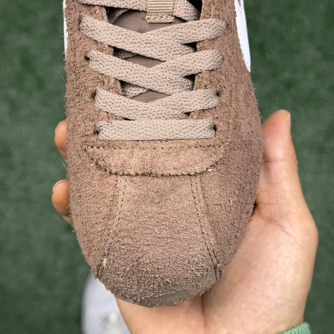 超级性价比阿甘！共27色Nike Cortez SE 翻毛皮长绒毛棕色冲量产品价格一步到位！货号：FJ2