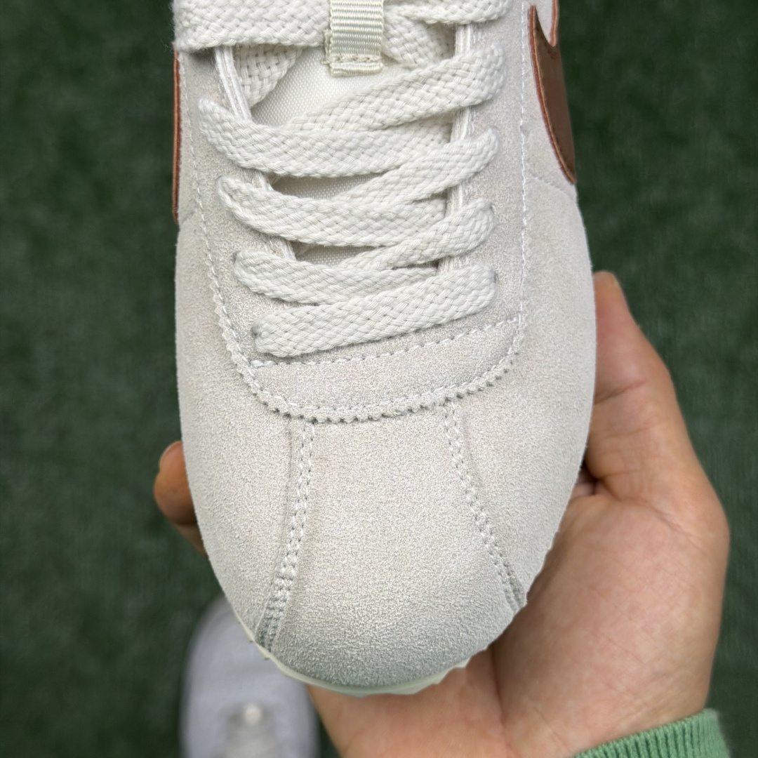 超级性价比阿甘！共27色Nike Cortez SE 翻毛皮长绒毛米棕冲量产品价格一步到位！货号：IB1