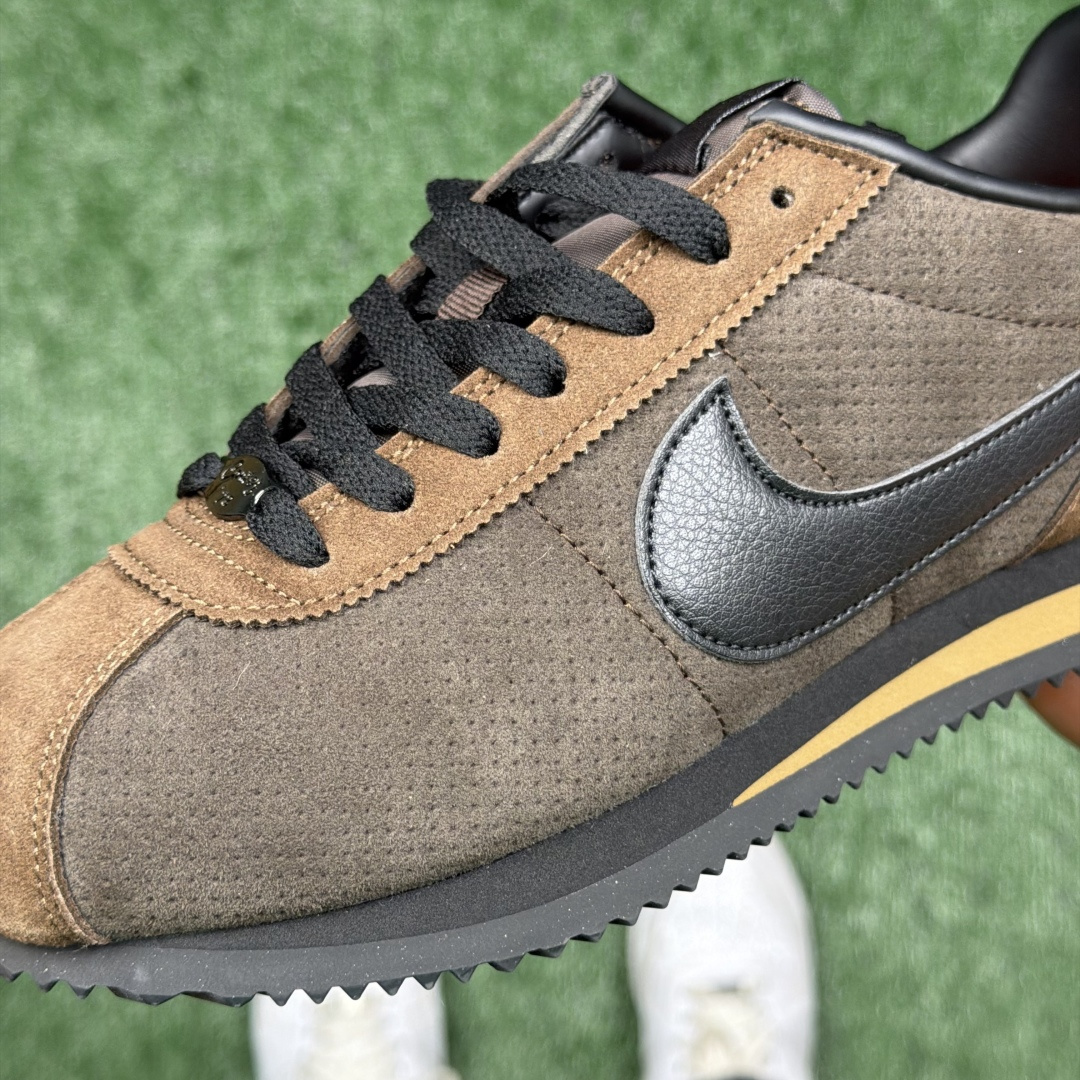 超级性价比阿甘！共27色Nike Cortez SE 翻毛皮长绒毛棕黑冲量产品价格一步到位！货号：FJ5