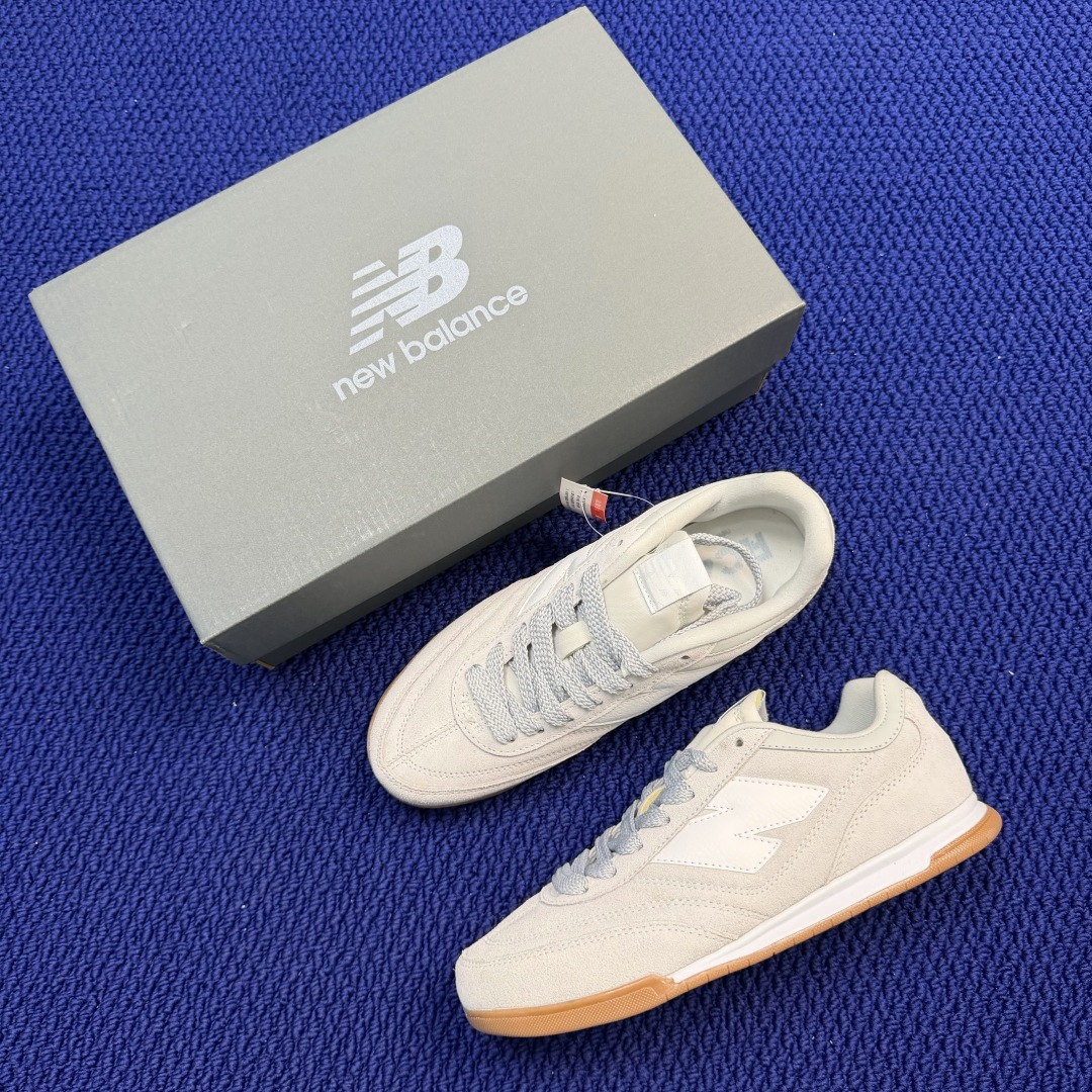 新百伦系列 New Balance NB URC42 货号：URC42EB 尺码：36-45带半码