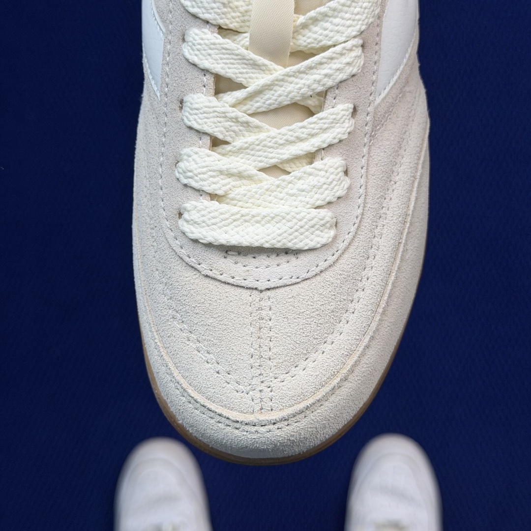 新百伦系列 New Balance NB URC42 货号：URC42EA灰白色 尺码：36-45带半码