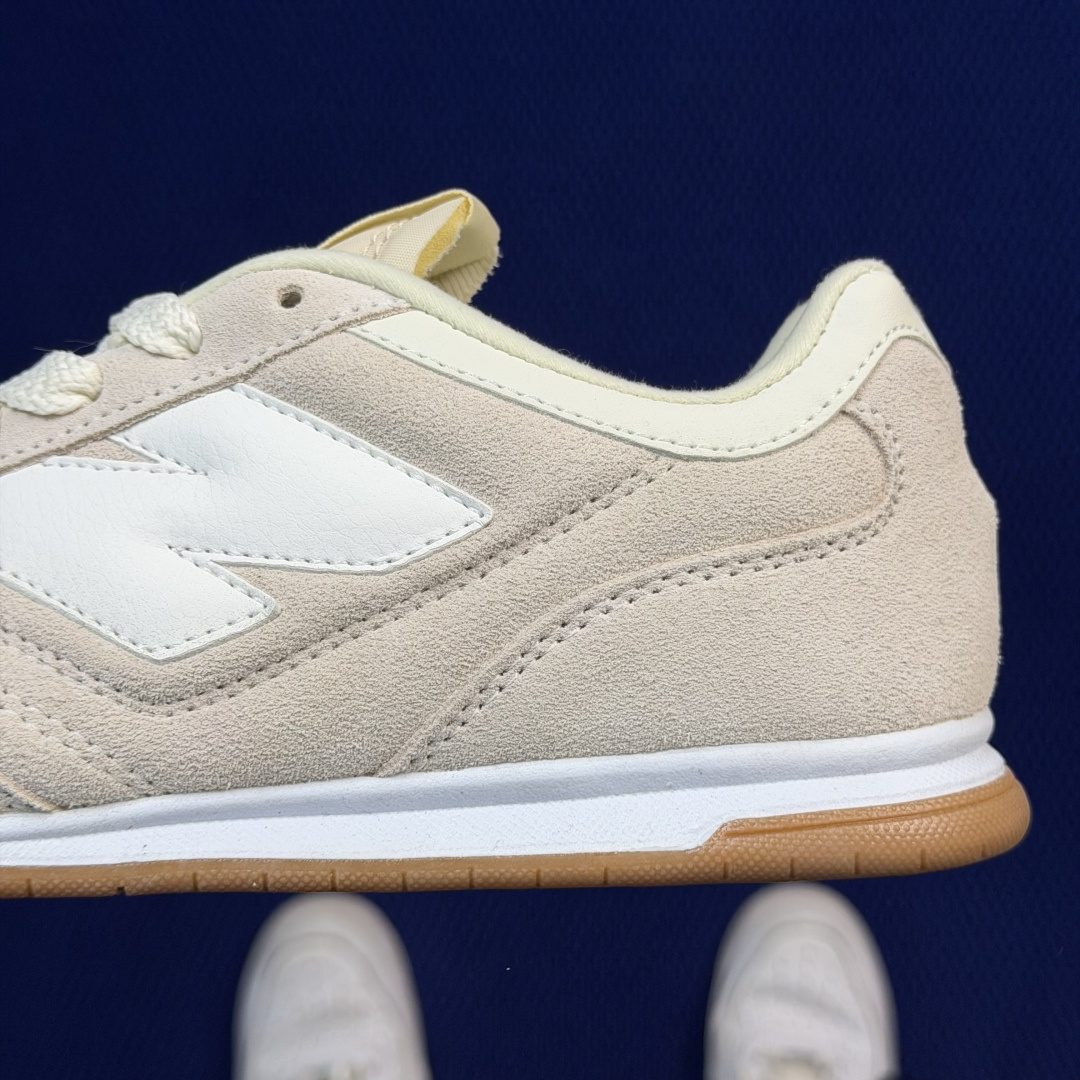 新百伦系列 New Balance NB URC42 货号：URC42EA灰白色 尺码：36-45带半码