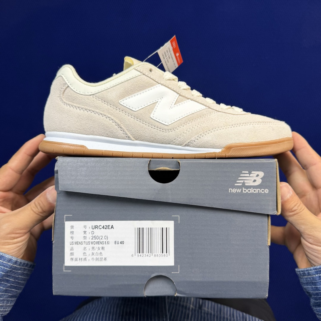 新百伦系列 New Balance NB URC42 货号：URC42EA灰白色 尺码：36-45带半码