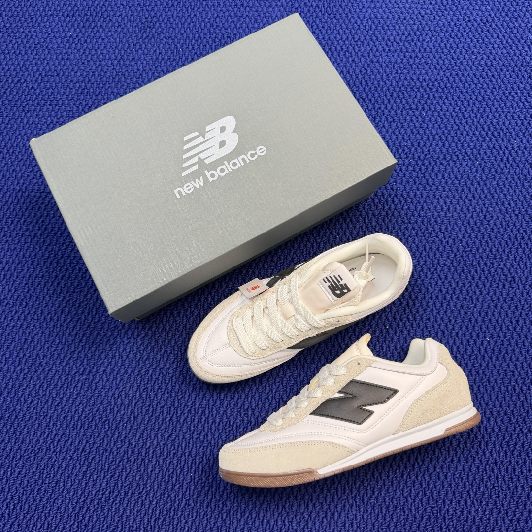 新百伦系列 New Balance NB URC42 货号：URC42LA 白色/米白 尺码：36-45