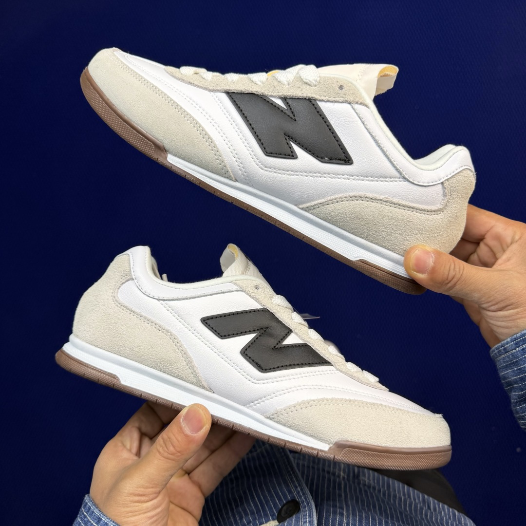 新百伦系列 New Balance NB URC42 货号：URC42LA 白色/米白 尺码：36-45