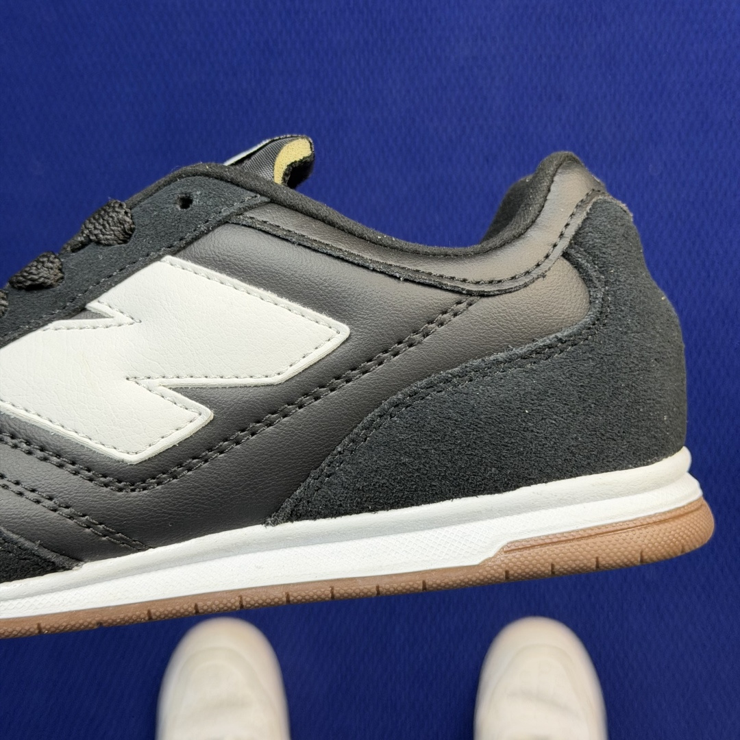 新百伦系列 New Balance NB URC42 货号：URC42LB黑白 尺码：36-45带半码