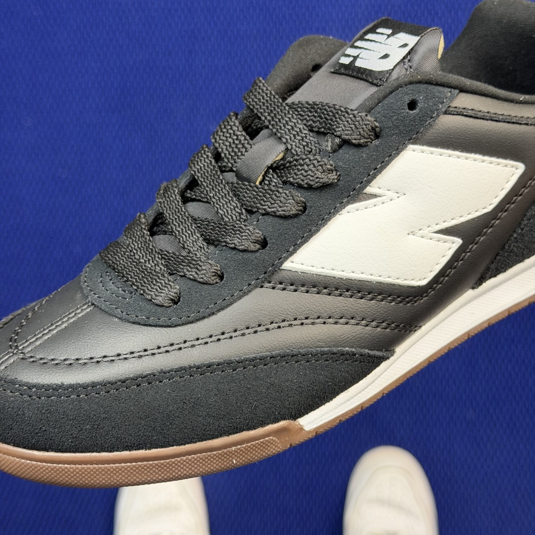 新百伦系列 New Balance NB URC42 货号：URC42LB黑白 尺码：36-45带半码