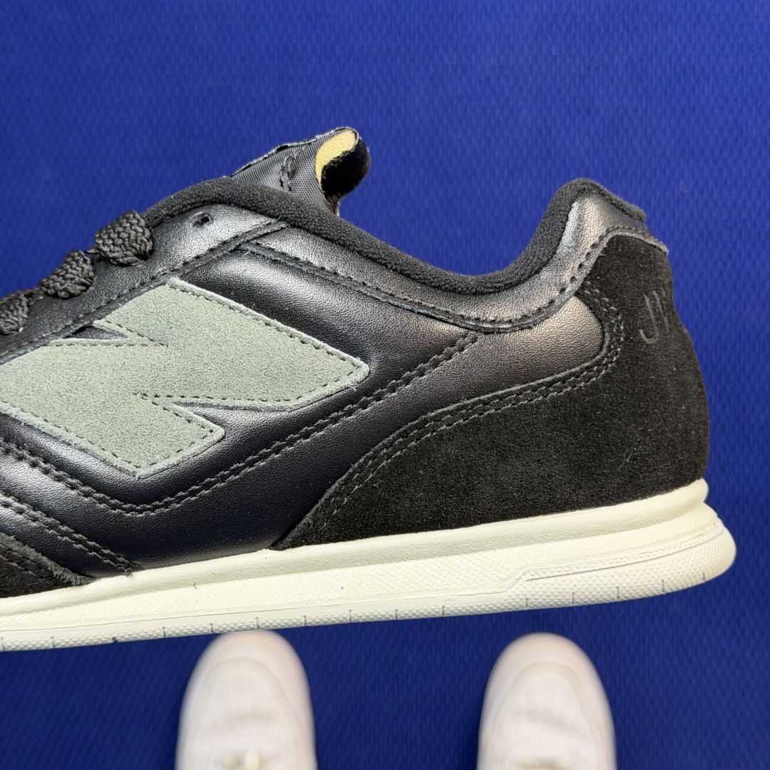 新百伦系列 New Balance NB URC42 货号：URC42JW黑色 尺码：36-45带半码