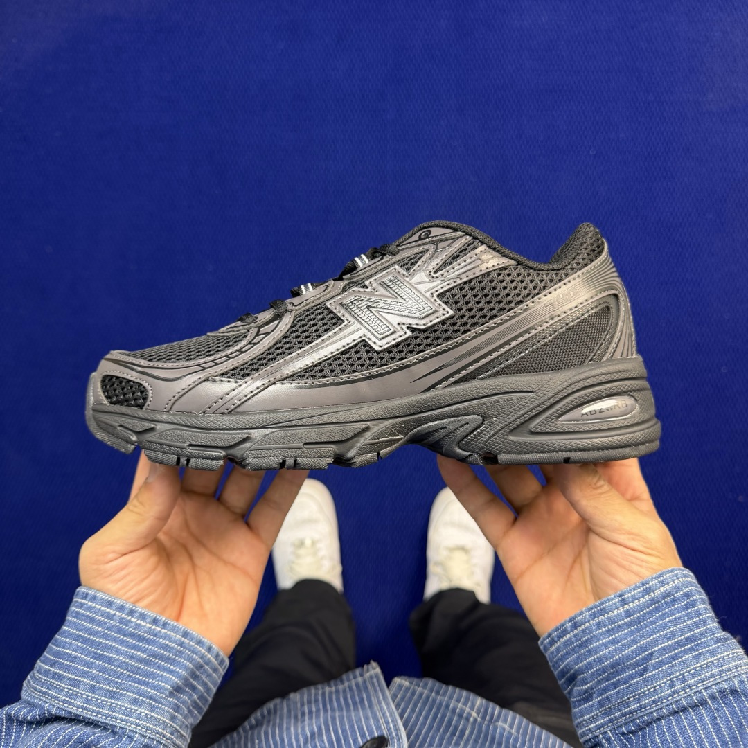 新百伦系列 New Balance NB 740 共17色！休闲跑鞋 第1色：U740BO2 黑武士尺码