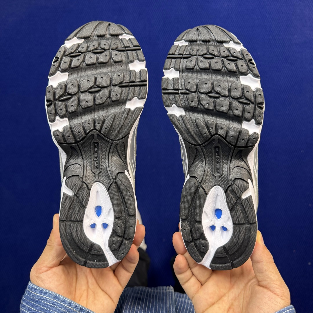 新百伦系列 New Balance NB 740 共17色！休闲跑鞋 第12色：U740NW2银黑色尺码