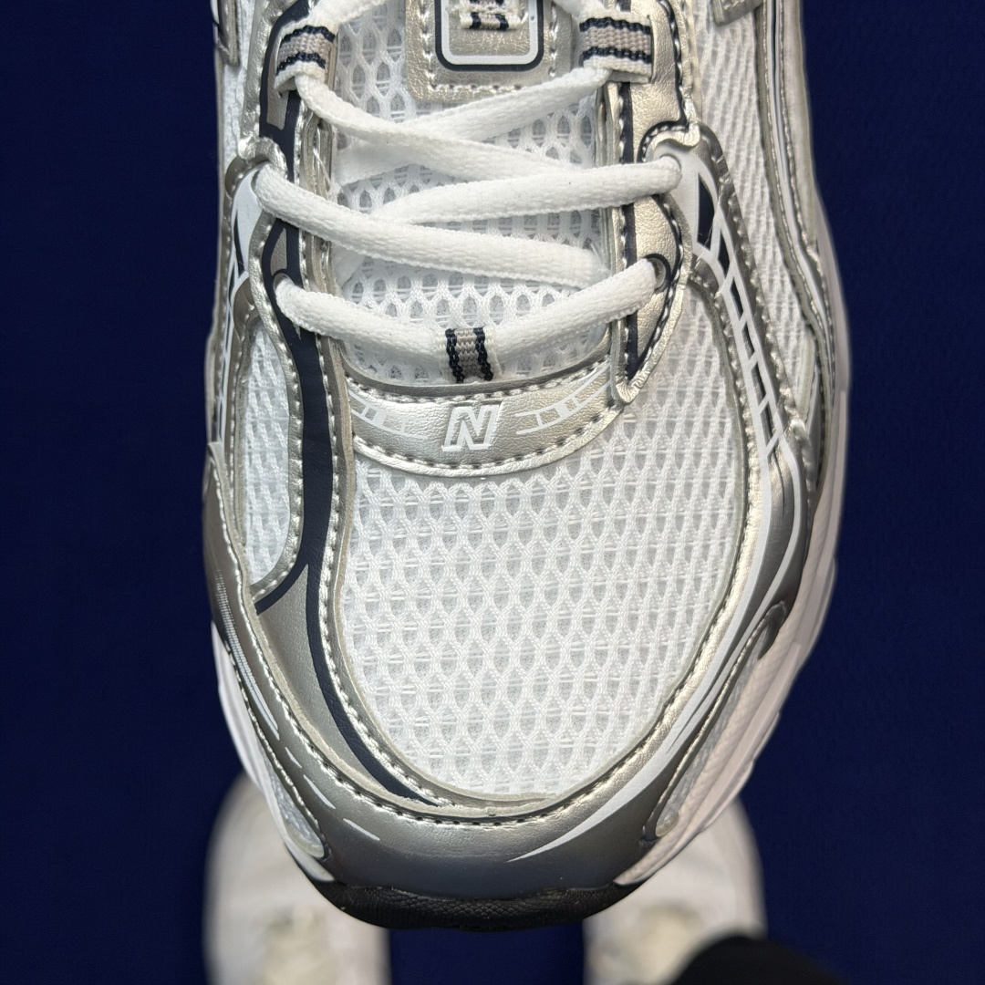 新百伦系列 New Balance NB 740 共17色！休闲跑鞋 第15色：U740WN2白黑色尺码