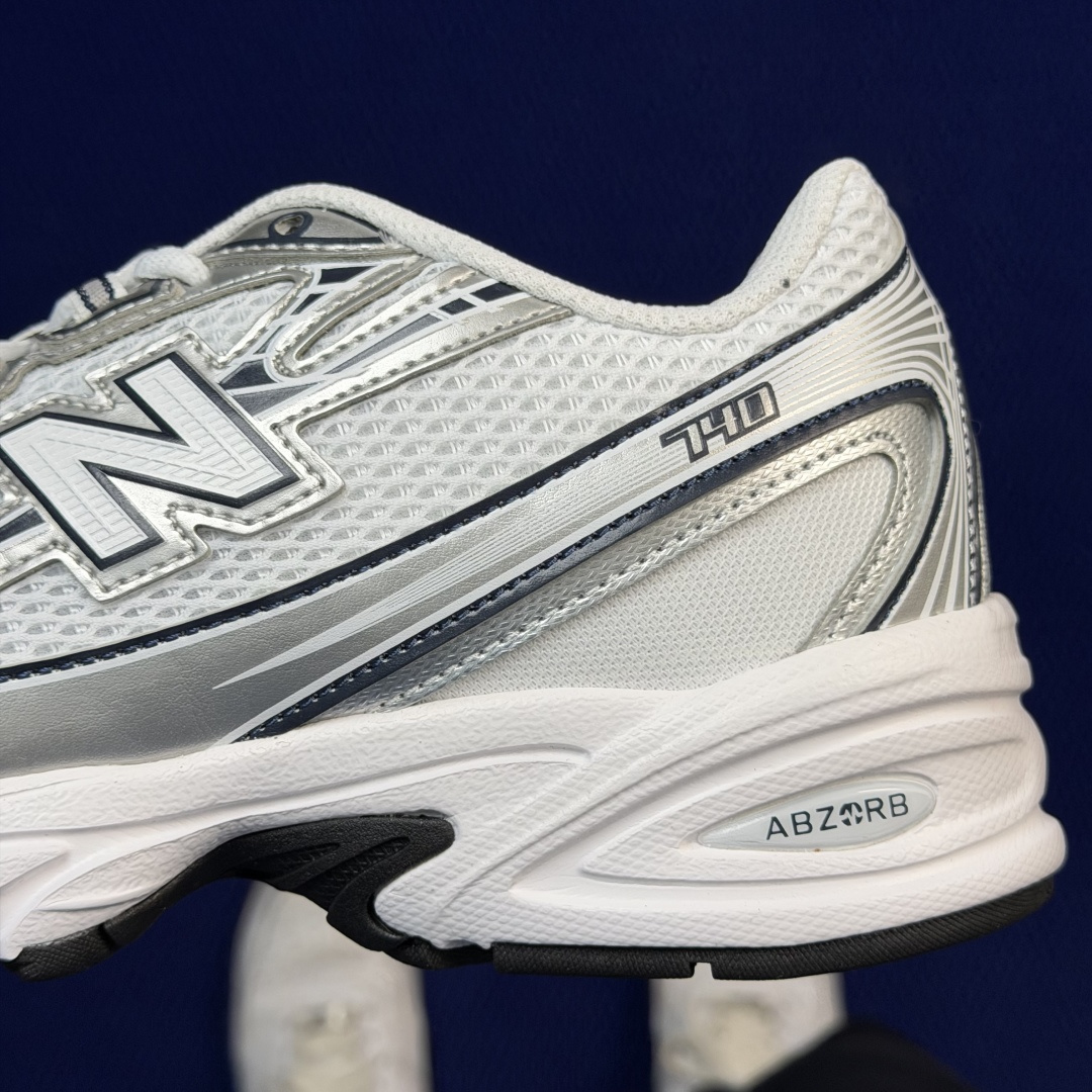 新百伦系列 New Balance NB 740 共17色！休闲跑鞋 第15色：U740WN2白黑色尺码