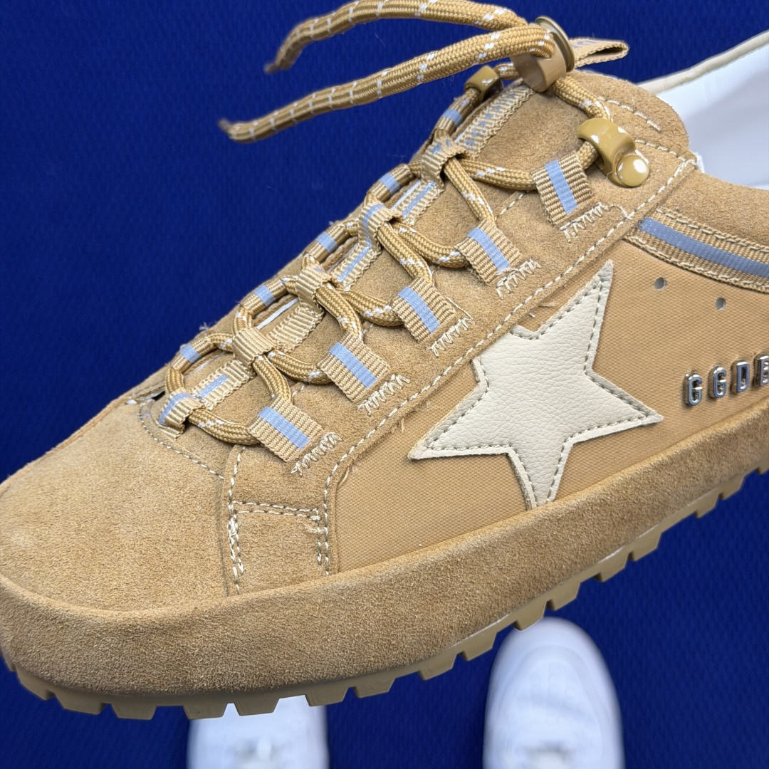 Golden Goose Super-Star 厚底做旧星星板鞋Size：35 36 37 38 39 
