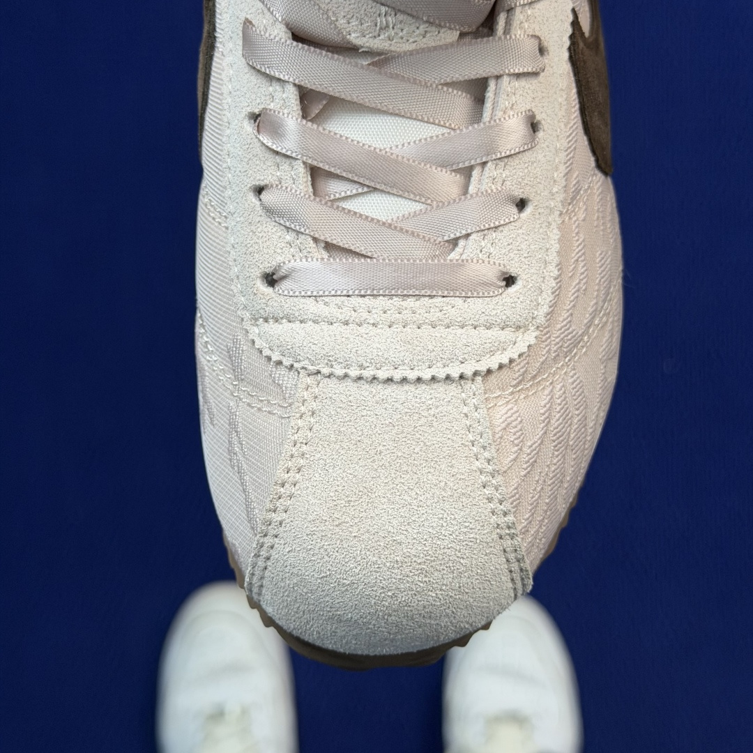 可拆鞋舌特殊色超级性价比阿甘！共28色Nike Cortez SE Tiempo 可拆卸鞋舌，一鞋两穿冲