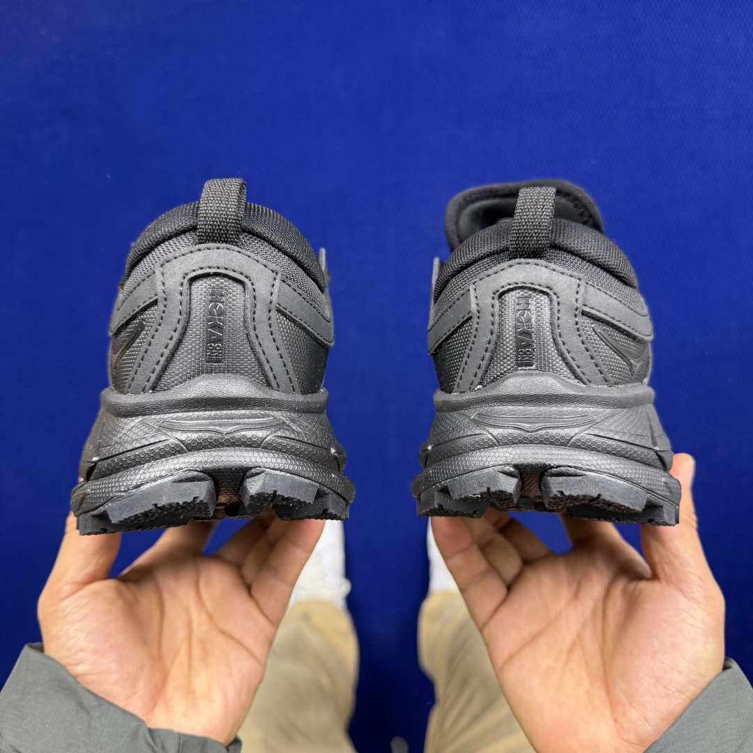极致性价比 HOKA ONE ONE Tor Ultra 托亚 户外防水登山徒步鞋 共7色 第4色:黑武士 /BBLC 极致性价比 HOKA ONE ONE Tor Ultra 托亚 户外防水登山徒步鞋 共7色 第4色:黑武士 /BBLC