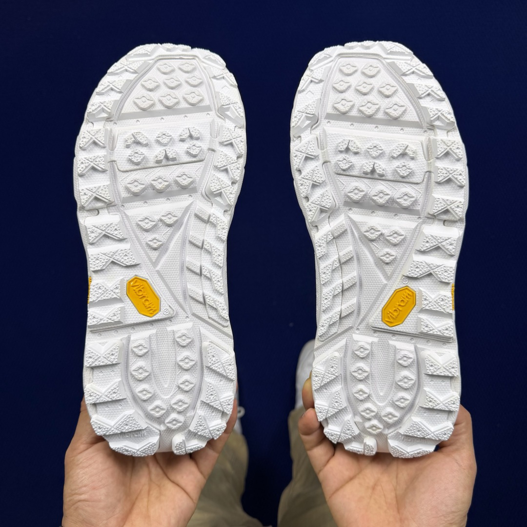 极致性价比 HOKA ONE ONE Tor Ultra 托亚 户外防水登山徒步鞋 共7色 第7色:白灰/WNCL SI 极致性价比 HOKA ONE ONE Tor Ultra 托亚 户外防水登山徒步鞋 共7色 第7色:白灰/WNCL SI