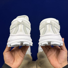 极致性价比 HOKA ONE ONE Tor Ultra 托亚 户外防水登山徒步鞋 共7色 第7色:白灰/WNCL SI 极致性价比 HOKA ONE ONE Tor Ultra 托亚 户外防水登山徒步鞋 共7色 第7色:白灰/WNCL SI