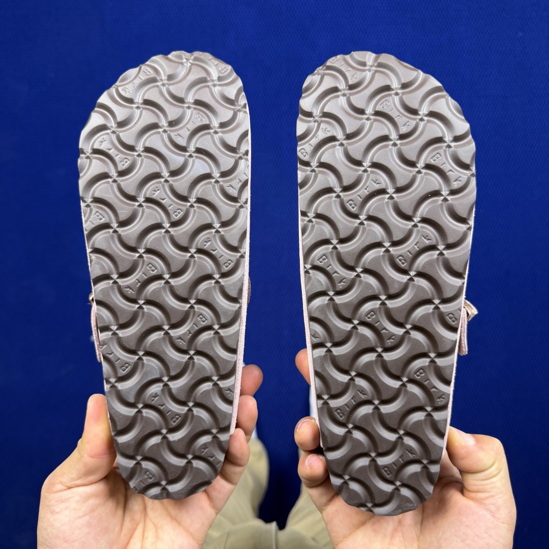 勃肯birkenstock 单排扣半拖鞋7色强势重新回溯，颜色色卡精选主力输出！【优质牛皮翻毛皮】【木糠