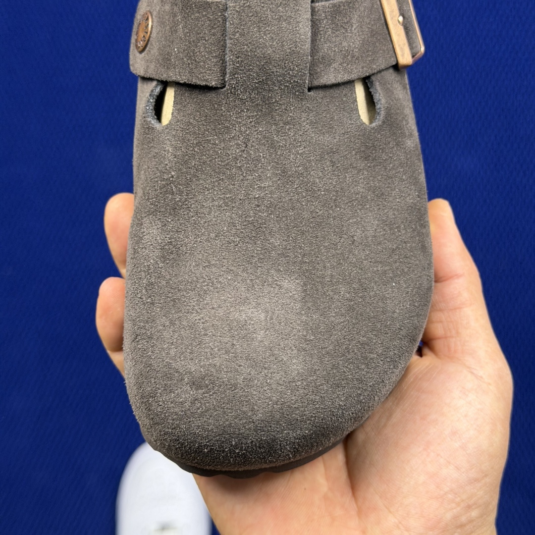 勃肯birkenstock 单排扣半拖鞋7色强势重新回溯，颜色色卡精选主力输出！【优质牛皮翻毛皮】【木糠
