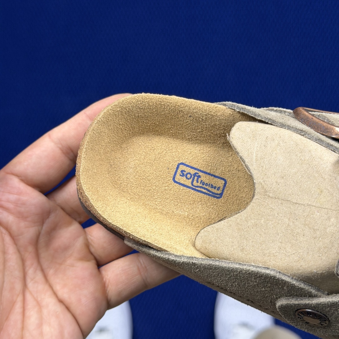 勃肯birkenstock 单排扣半拖鞋7色强势重新回溯，颜色色卡精选主力输出！【优质牛皮翻毛皮】【木糠